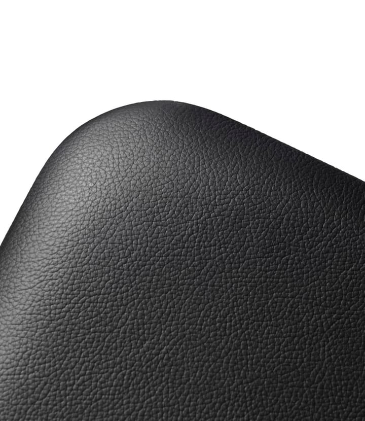 J48 stol - Oak nature lacquered-black leather - FDB Møbler
