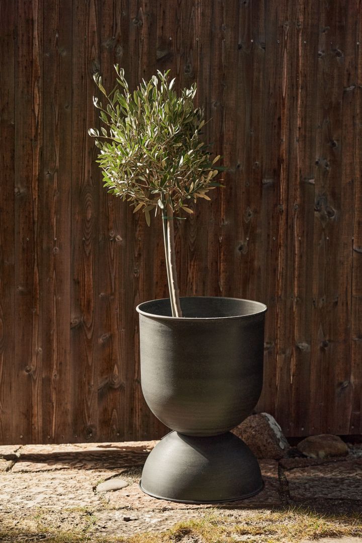 Hourglass planteringskruka från ferm living.