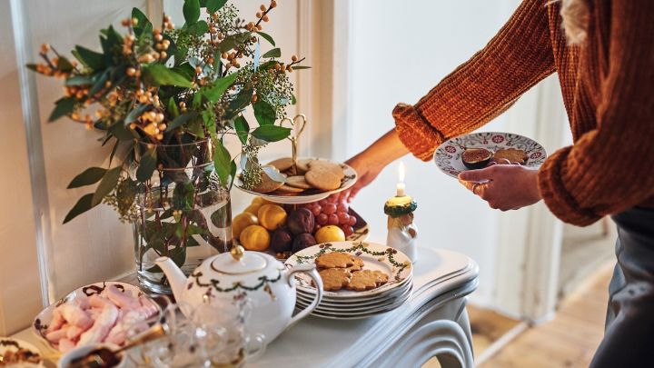 Dessertbord med julens alla godsaker blir ett uppskattat avslut på julmiddagen.